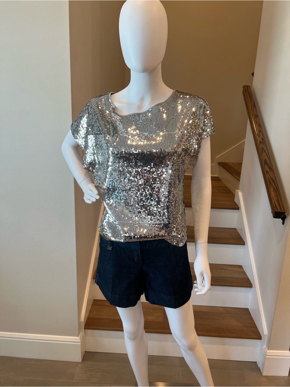 Silver Sequin Short Sleeve Tee size S
